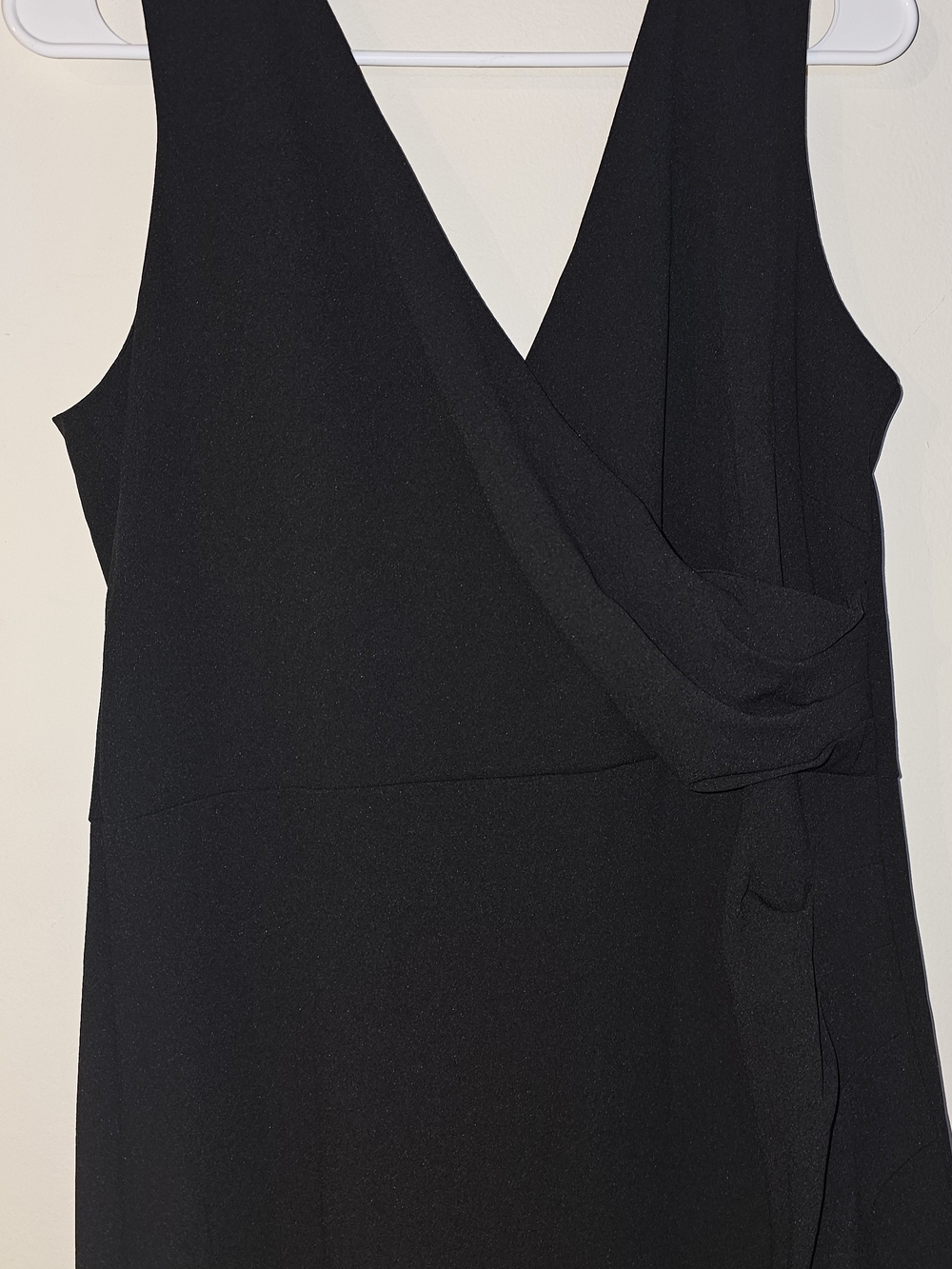 Women's Black Backless Wrap Dress - Sleek Evening Style